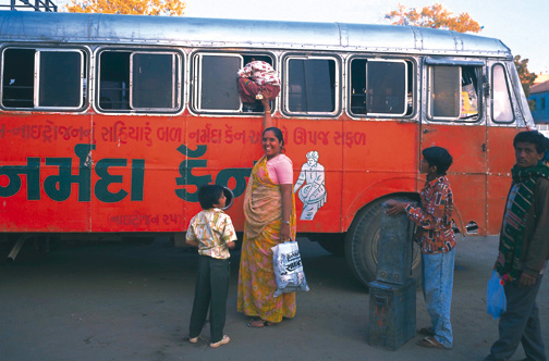 Boarding the bus via the back door in Bhuj